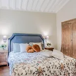 Casa Chiostro, A 3 Bedrooms * Lucca