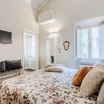 Casa Chiostro, A 3 Bedrooms Apartment