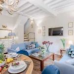 Casa Chiostro, A 3 Bedrooms Lucca