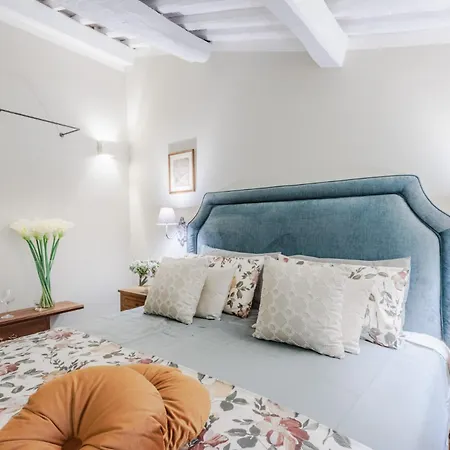 Apartment Casa Chiostro, A 3 Bedrooms *